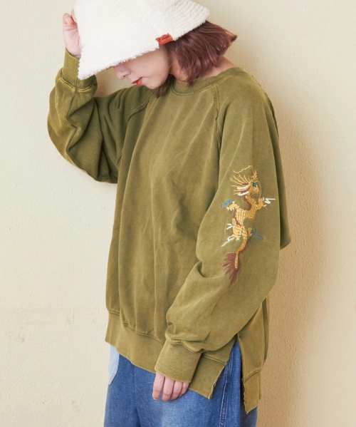 【秋新作】30/10裏毛 ケミカル加工 スウェット 袖刺繍 プルオーバー