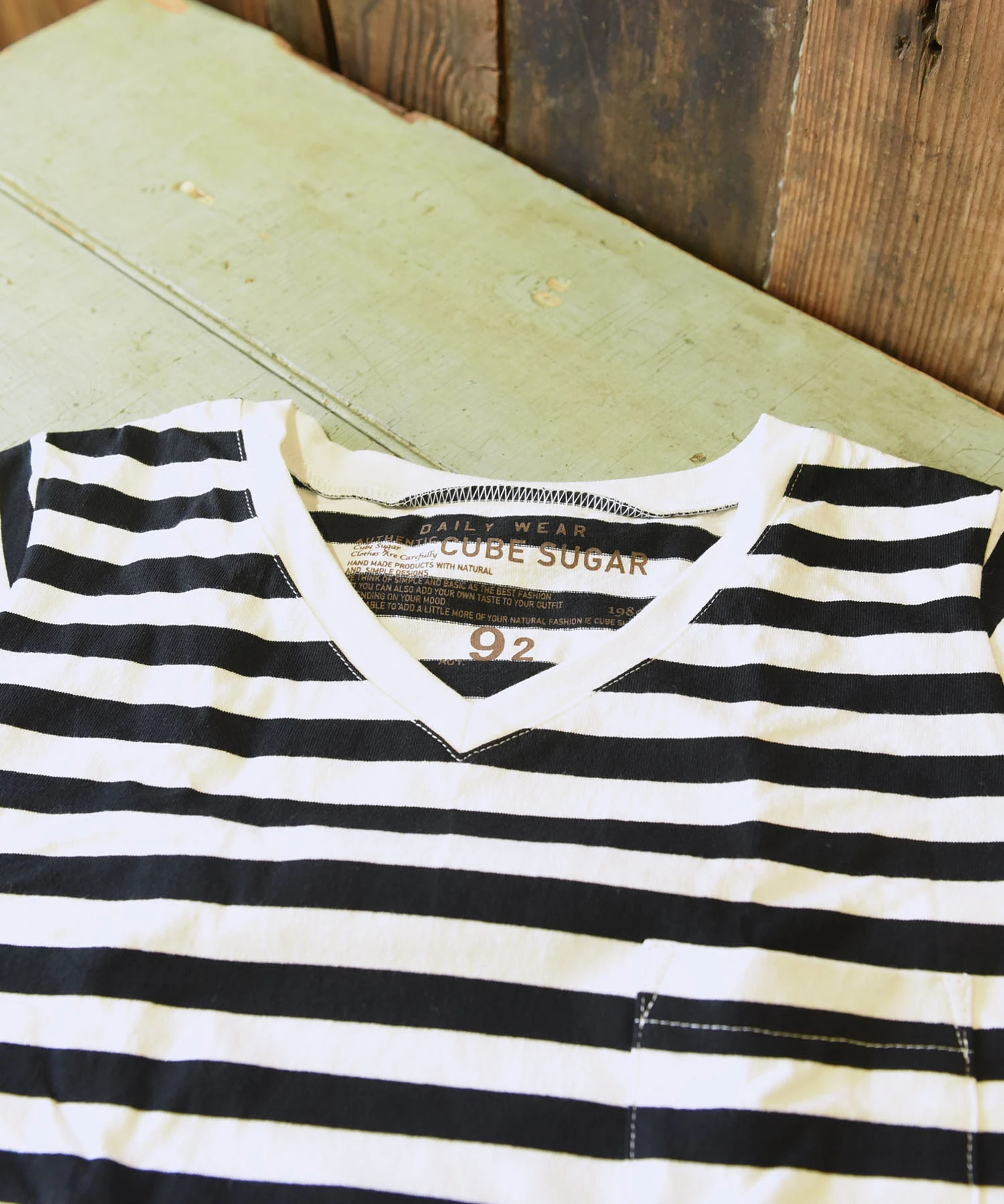 USコットン14/-空紡糸天竺 ボトル入りボーダーVネックTシャツ