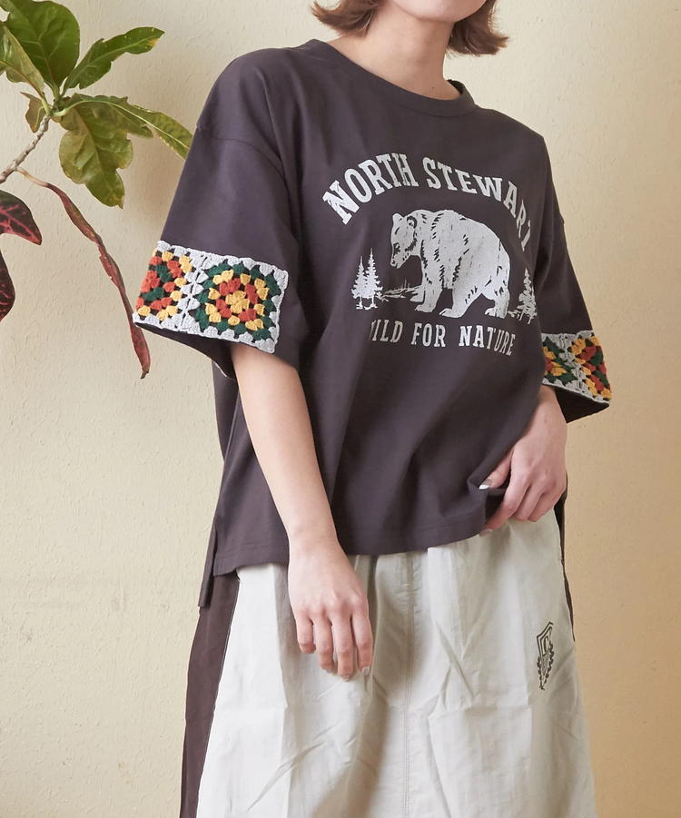 CUBE SUGAR(キューブシュガー) |21/-天竺 × カギ針ニット モチーフ Tシャツ