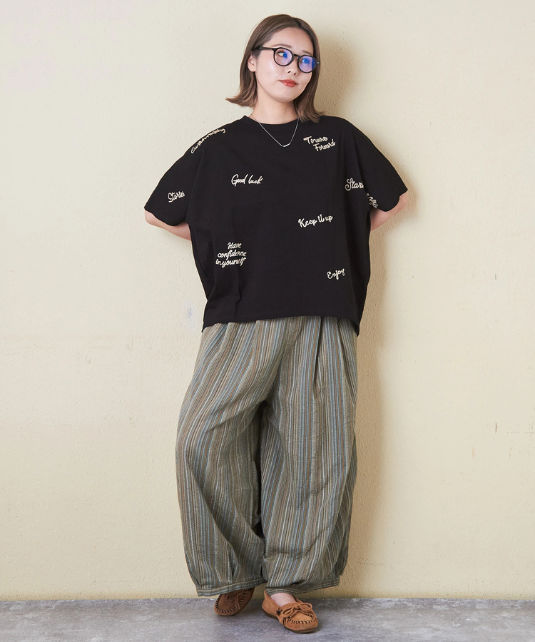 CUBE SUGAR(キューブシュガー) |21/-OE天竺 ランダム ロゴ 刺繍 Tシャツ