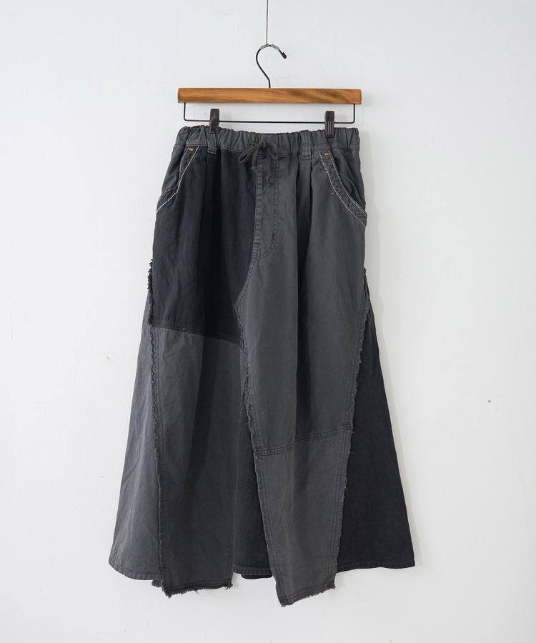 CUBE SUGAR(キューブシュガー) |【秋冬新作】ツイル × ミニヘリンボン 硫化染 リメイク風 ギャザー スカート