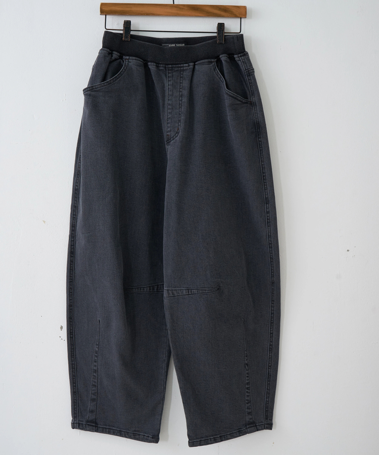CUBE SUGAR(キューブシュガー) |【秋冬新作】ストレッチ デニム 裏起毛 ダーツ コクーンパンツ