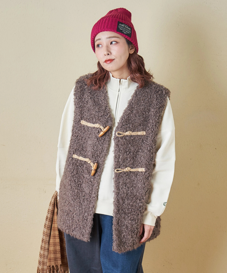 CUBE SUGAR(キューブシュガー) |【秋冬新作】カーリーファー トグルボタン Vネック ベスト