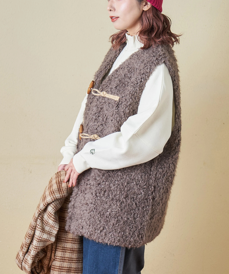 CUBE SUGAR(キューブシュガー) |【秋冬新作】カーリーファー トグルボタン Vネック ベスト