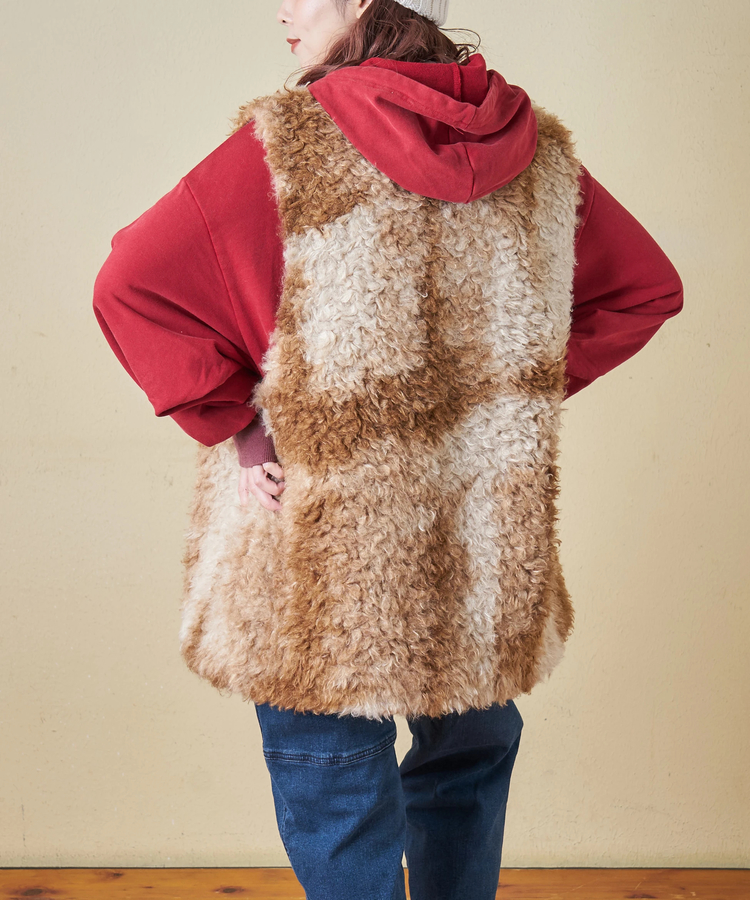 CUBE SUGAR(キューブシュガー) |【秋冬新作】カーリーファー トグルボタン Vネック ベスト