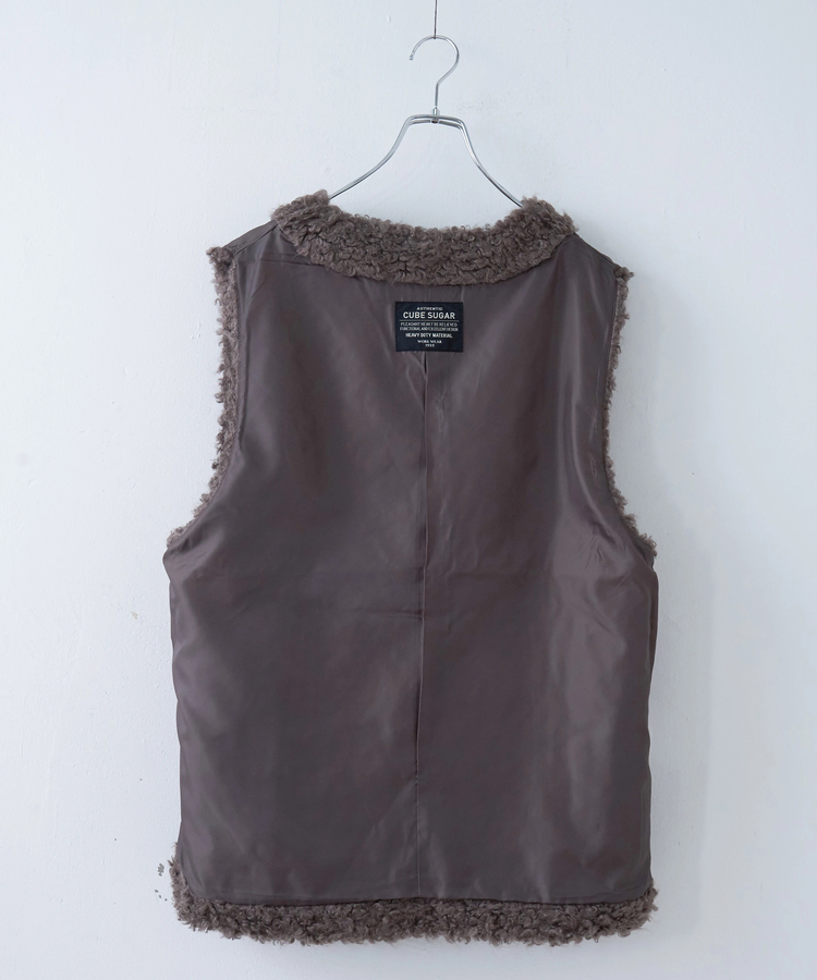 CUBE SUGAR(キューブシュガー) |【秋冬新作】カーリーファー トグルボタン Vネック ベスト