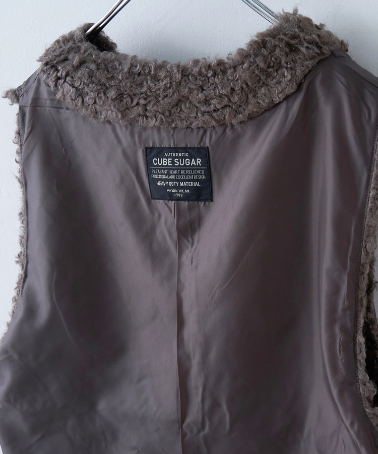 CUBE SUGAR(キューブシュガー) |【秋冬新作】カーリーファー トグルボタン Vネック ベスト