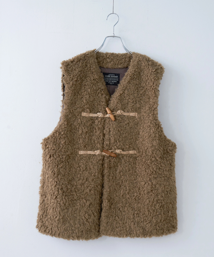 CUBE SUGAR(キューブシュガー) |【秋冬新作】カーリーファー トグルボタン Vネック ベスト