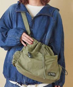 【秋冬新作】ナイロン 変形 ショルダーバッグ