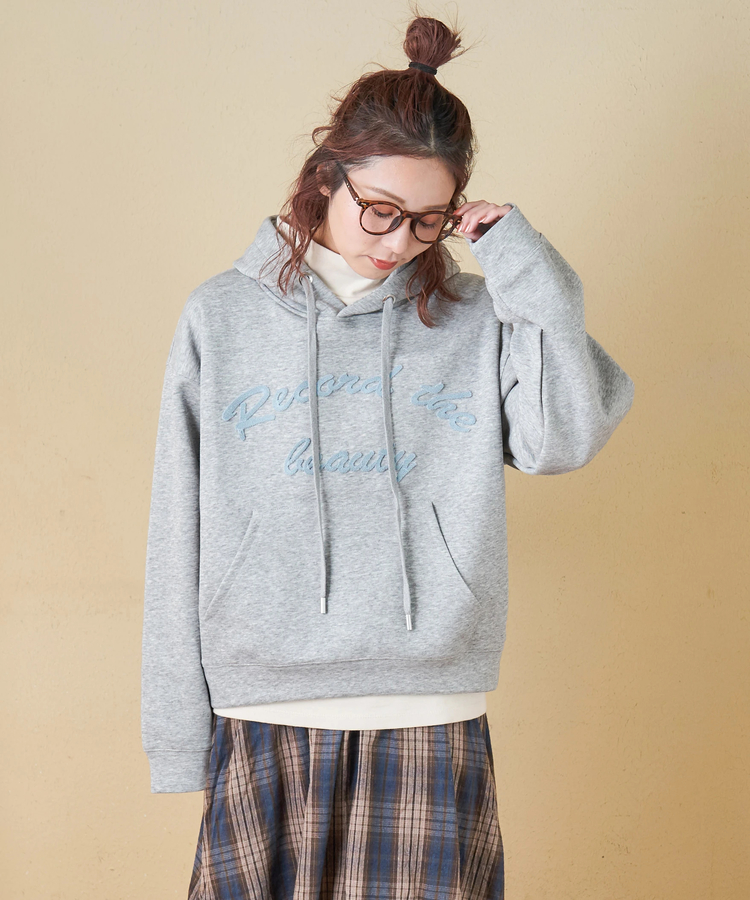 【希少デザイン】キューン☆カラフルアニマルパーカー 肉厚生地 ゆるだぼ 即完売 秋冬新作】ブラシ刺繍 プルオーバーパーカー｜ファッション通販サイト