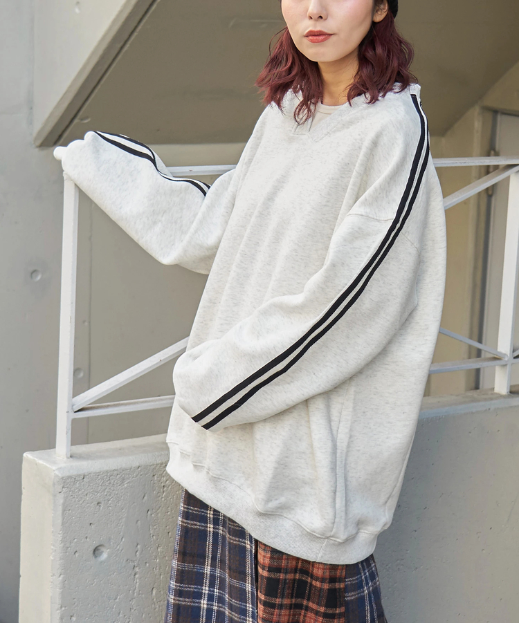 CUBE SUGAR(キューブシュガー) |【秋冬新作】袖ライン Vネック プルオーバー