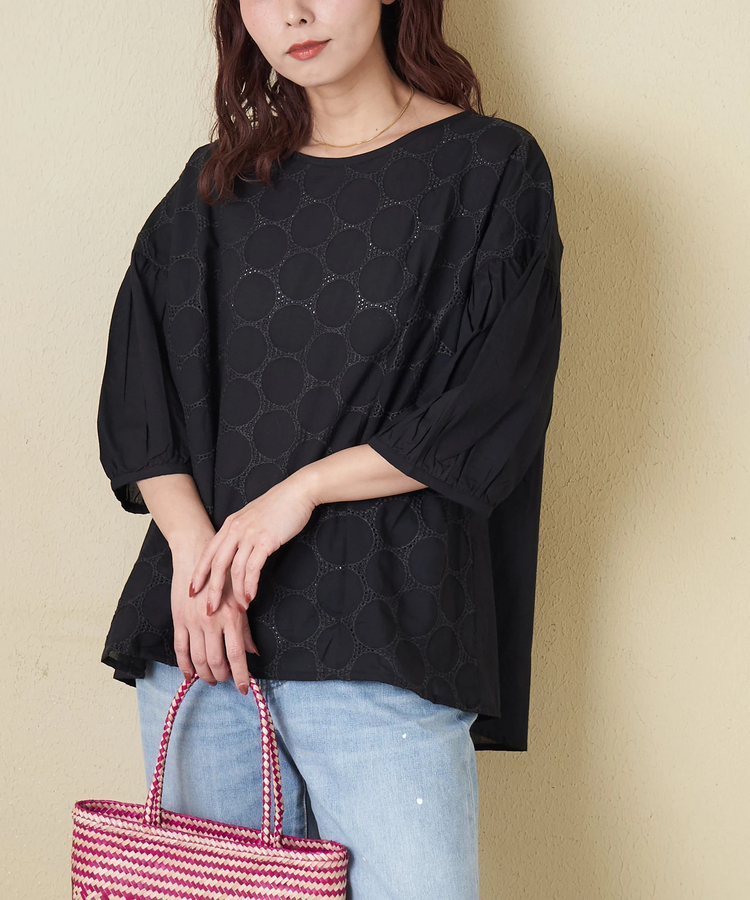 CUBE SUGAR(キューブシュガー) |【春夏新作】インド 60sキャンブリック ドット 刺繍 タック入り プルオーバー ブラウス