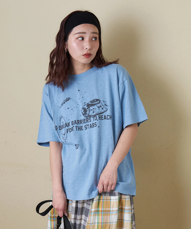 CUBE SUGAR(キューブシュガー) |【春夏新作】32/-スラブ天竺 Univers プリント Tシャツ