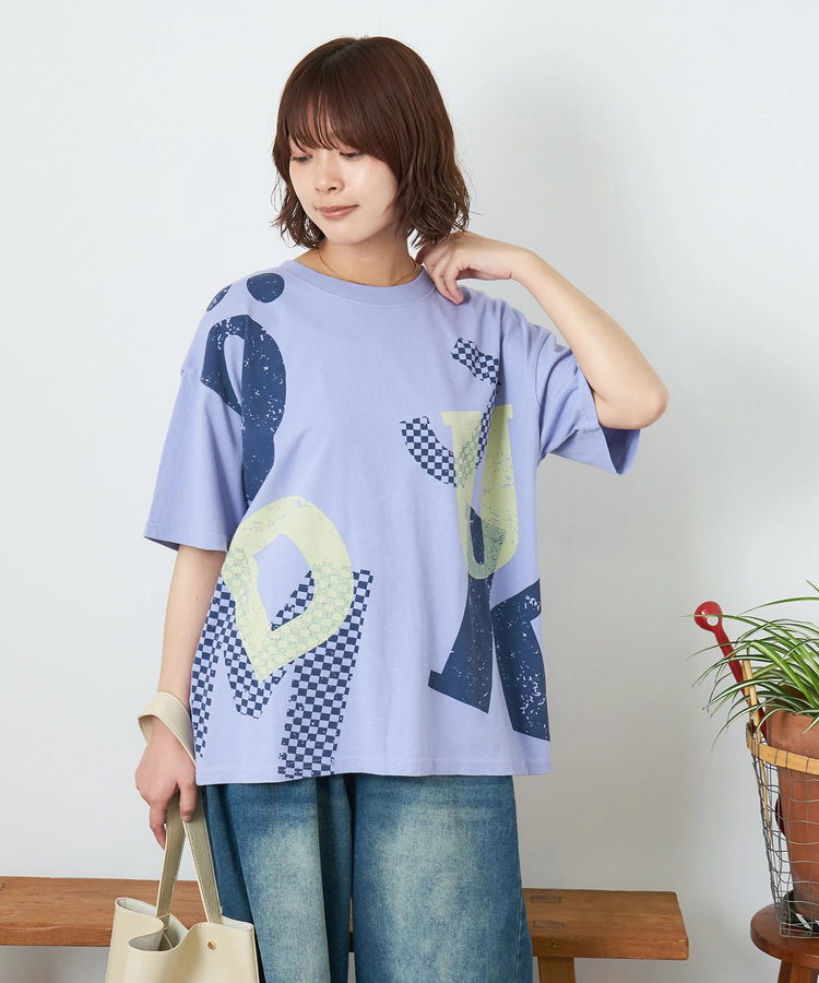CUBE SUGAR(キューブシュガー) |【春夏新作】21/-OE天竺 ランダム ロゴ プリント Tシャツ