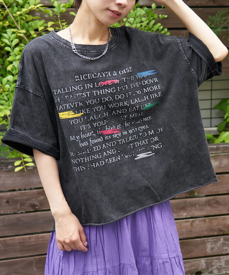 CUBE SUGAR(キューブシュガー) |【夏新作】パウダー加工 ペイント風 ロゴ プリント Tシャツ