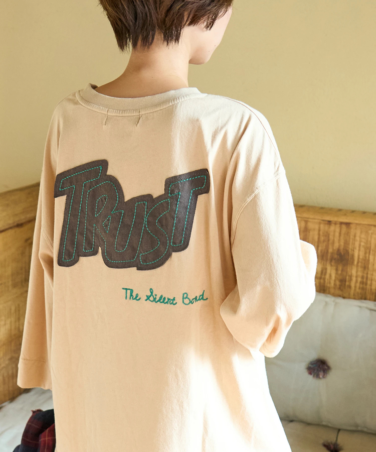 CUBE SUGAR(キューブシュガー) |【秋新作】32/-OE天竺 パウダー加工 パッチロゴ 刺繍 Tシャツ