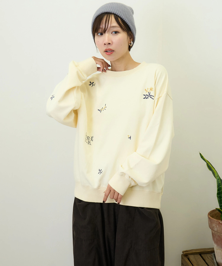 CUBE SUGAR(キューブシュガー) |【秋新作】パウダー加工 スウェット ロゴ 刺繍 プルオーバー