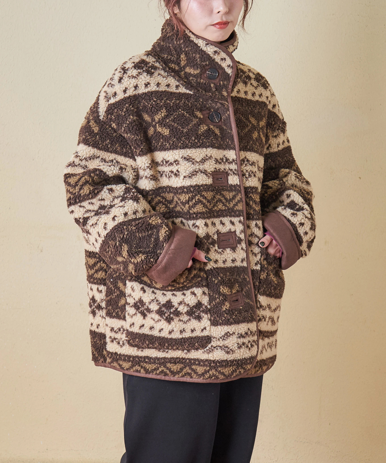SELECT(セレクト) |【秋冬新作】WEB限定 evo. (エボ) 総柄ボア × フェイクスウェード スタンドカラー ジャケット