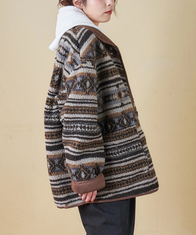 SELECT(セレクト) |【秋冬新作】WEB限定 evo. (エボ) 総柄ボア × フェイクスウェード スタンドカラー ジャケット