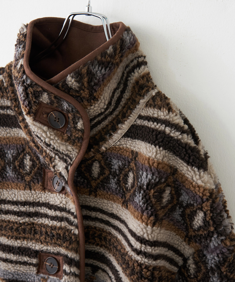 SELECT(セレクト) |【秋冬新作】WEB限定 evo. (エボ) 総柄ボア × フェイクスウェード スタンドカラー ジャケット