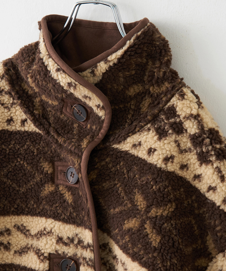 SELECT(セレクト) |【秋冬新作】WEB限定 evo. (エボ) 総柄ボア × フェイクスウェード スタンドカラー ジャケット