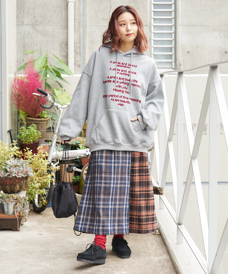 SELECT(セレクト) |【秋冬新作】WEB限定 evo. (エボ) 裏フリース スウェット チェーン刺繍 プルオーバーパーカー