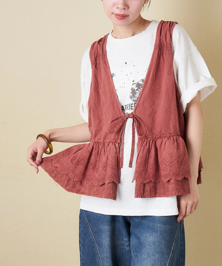 SELECT(セレクト) |【春新作】Wornique (ウォニーク) ピグメント加工刺繍×花柄レイヤードリボンベスト
